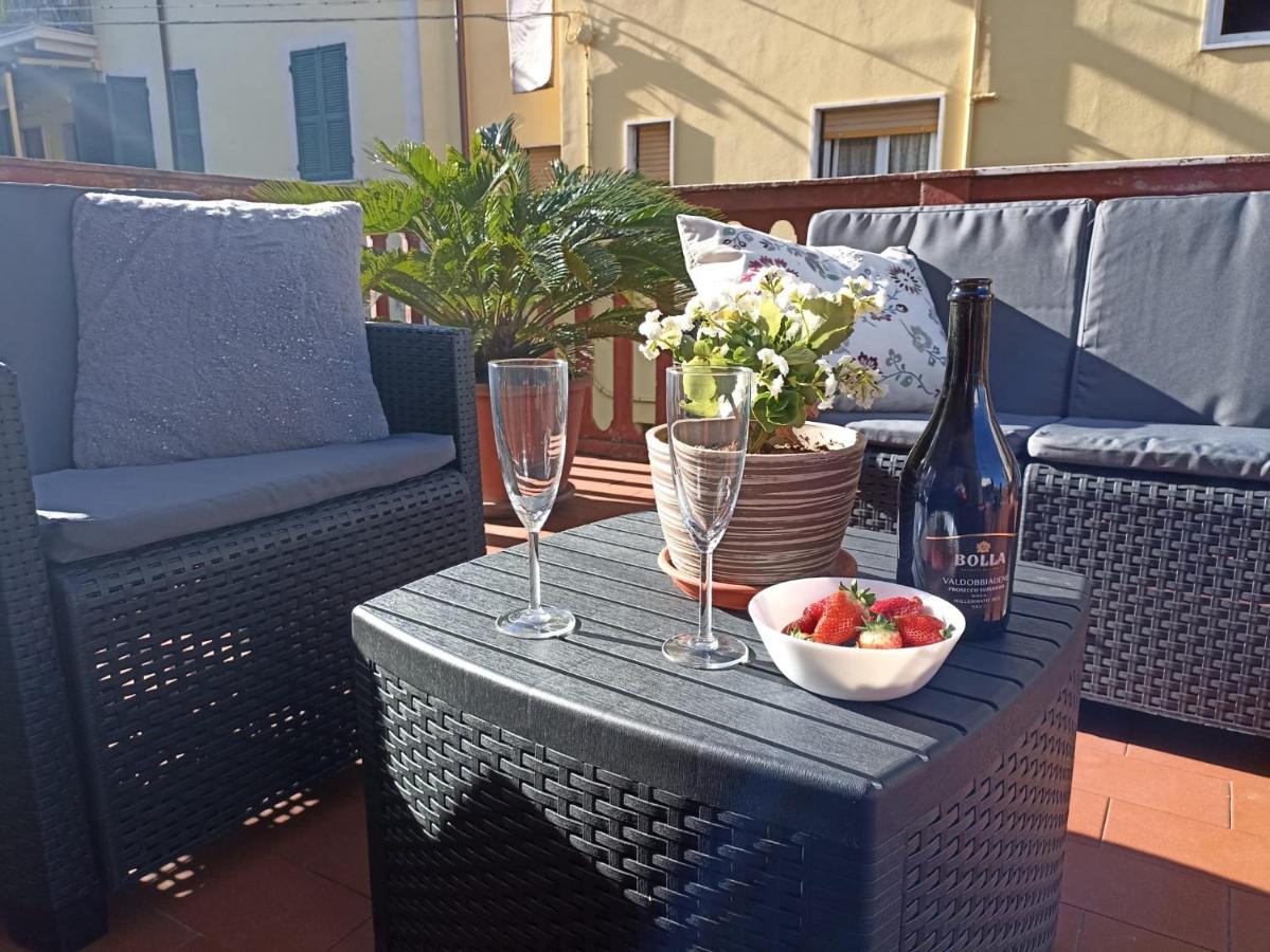 La Casa Di Ele, Parcheggio Privato Gratuito Lägenhet La Spezia Exteriör bild