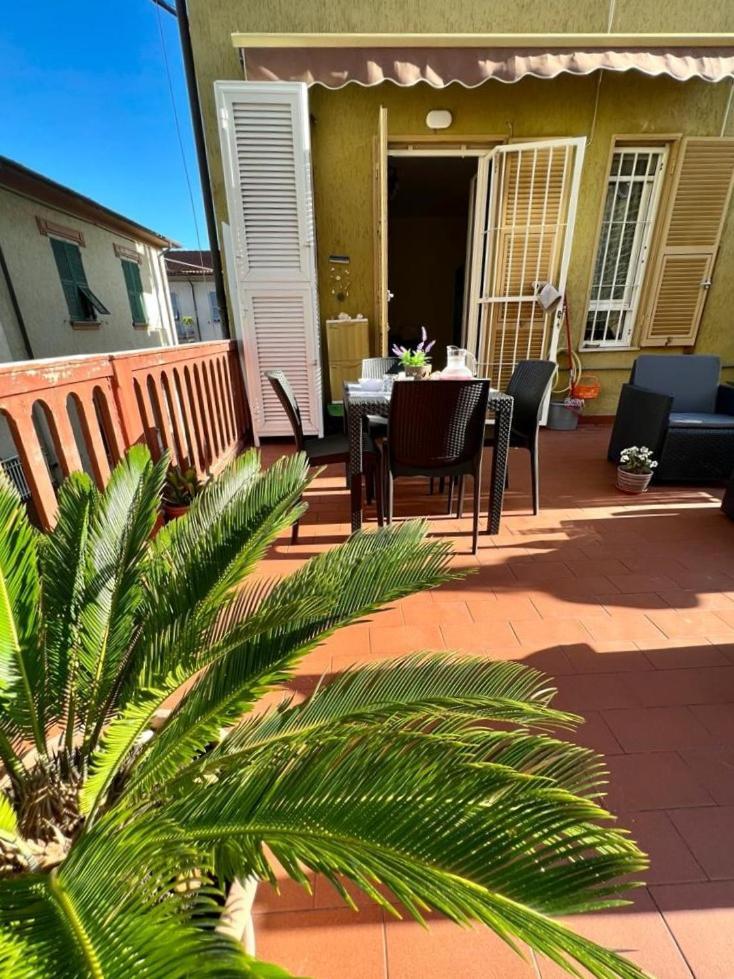 La Casa Di Ele, Parcheggio Privato Gratuito Lägenhet La Spezia Exteriör bild